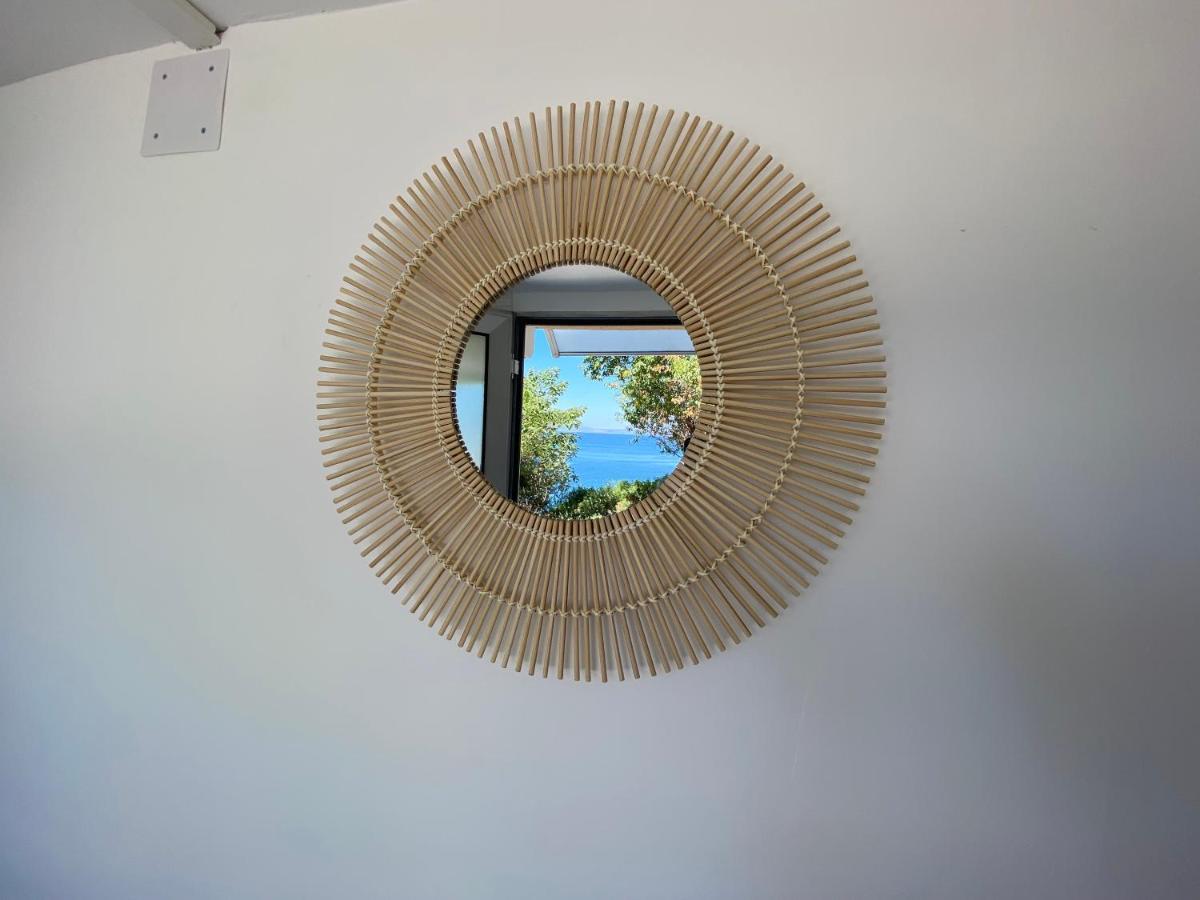 T3 Les Pieds Dans L'Eau Apartment Istres Exterior photo