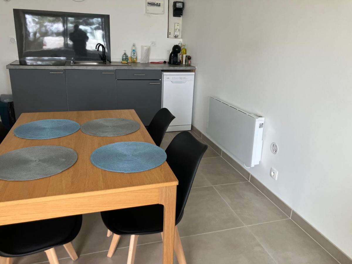 T3 Les Pieds Dans L'Eau Apartment Istres Exterior photo